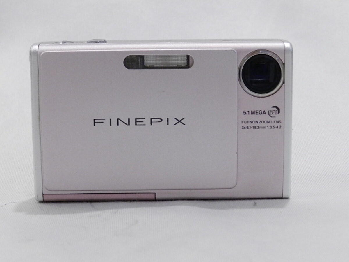 【FUJIFILM finepix Z3】デジタルカメラ ピンク FUJIFILM FinePix Z33WP Digital Camera (Pink) 15939713 B&H Photo