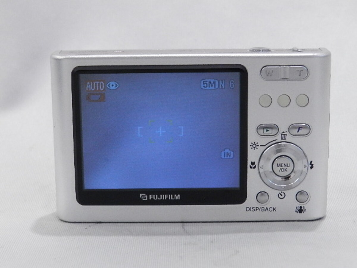 中古：C(やや難あり)】フジフイルム（FUJIFILM）FinePix Z3