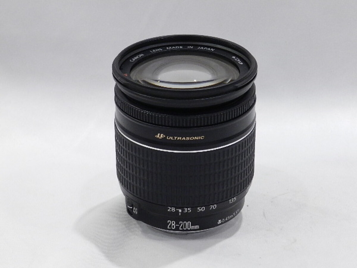 EF 28-200/3.5-5.6 USM