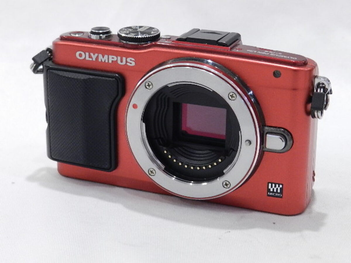 E-PL6 ボディ レッド【1605万画素】