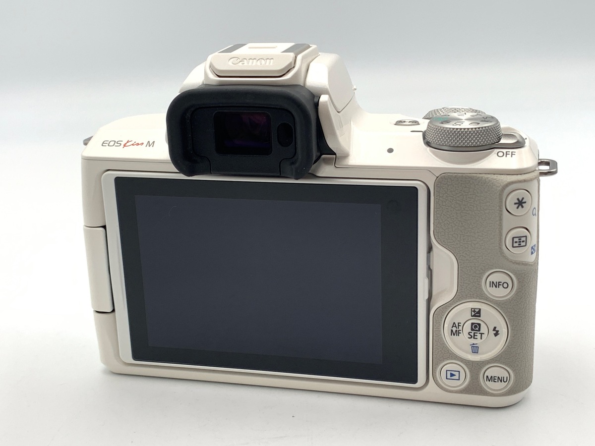 【中古】キヤノン EOS Kiss M ボディ ホワイト