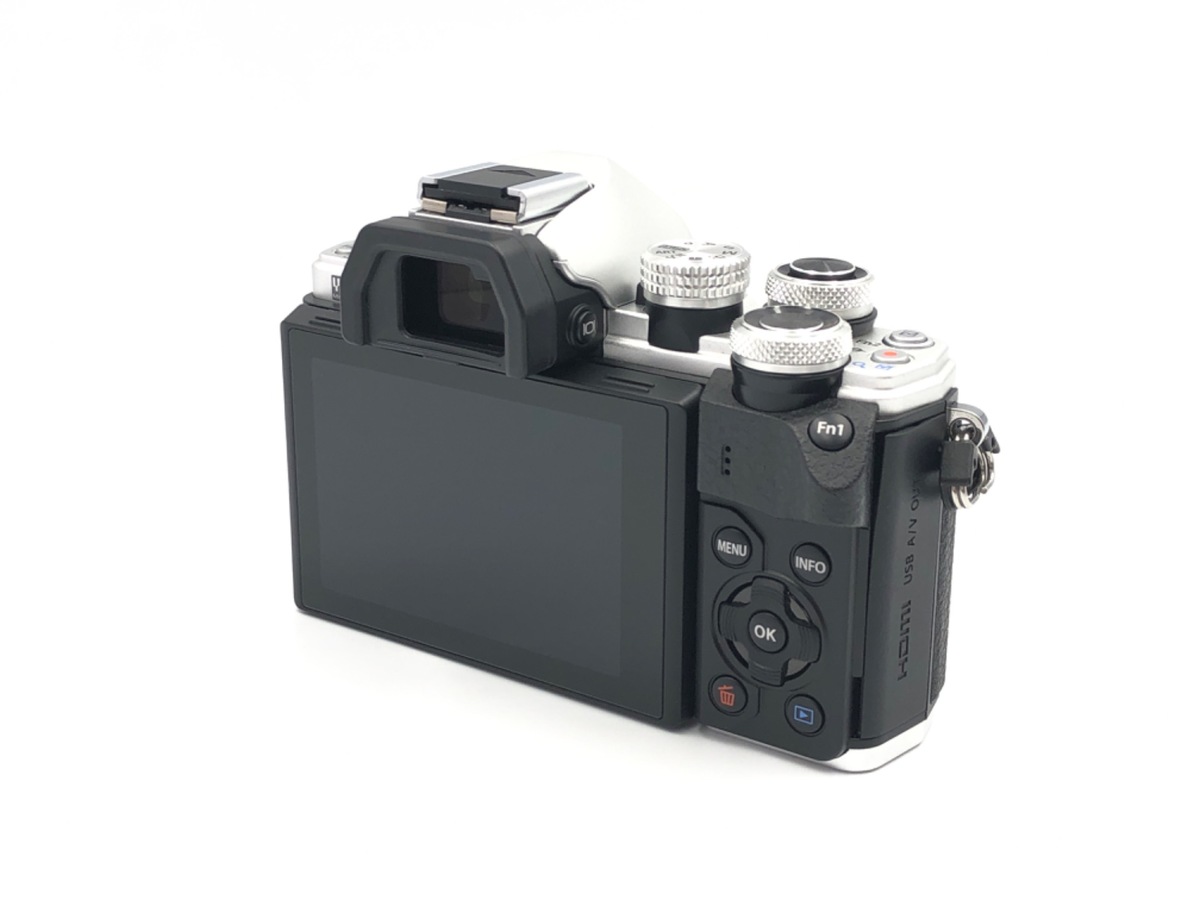 中古：B(並品)】オリンパス OM-D E-M10 MarkII ボディ シルバー
