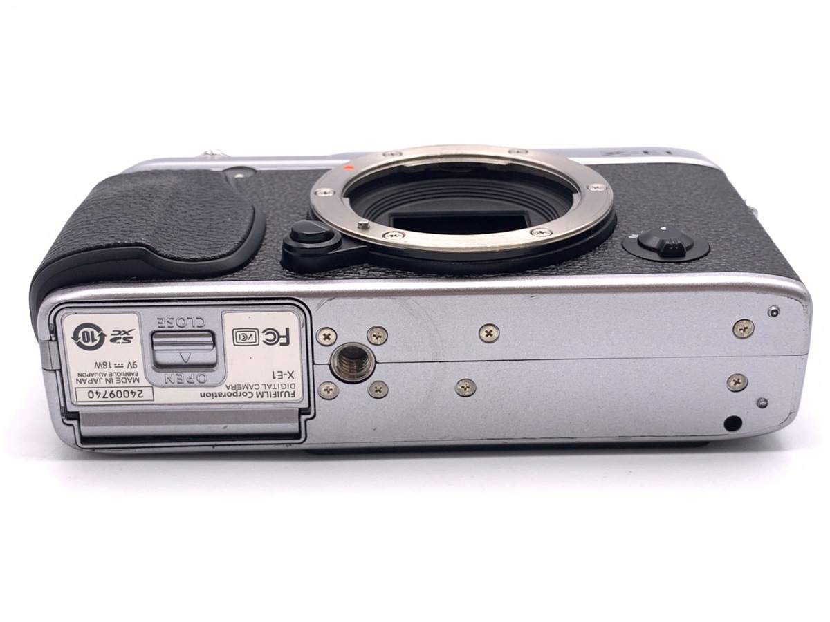 X-E1 ボディ シルバー【1630万画素】