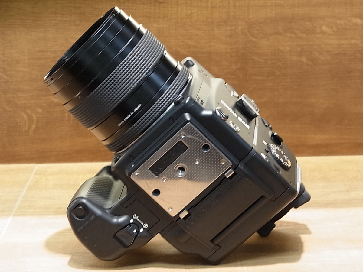 中古：B(並品)】コンタックス CONTAX 645（AE） 80mm F2付 | 2445230065197