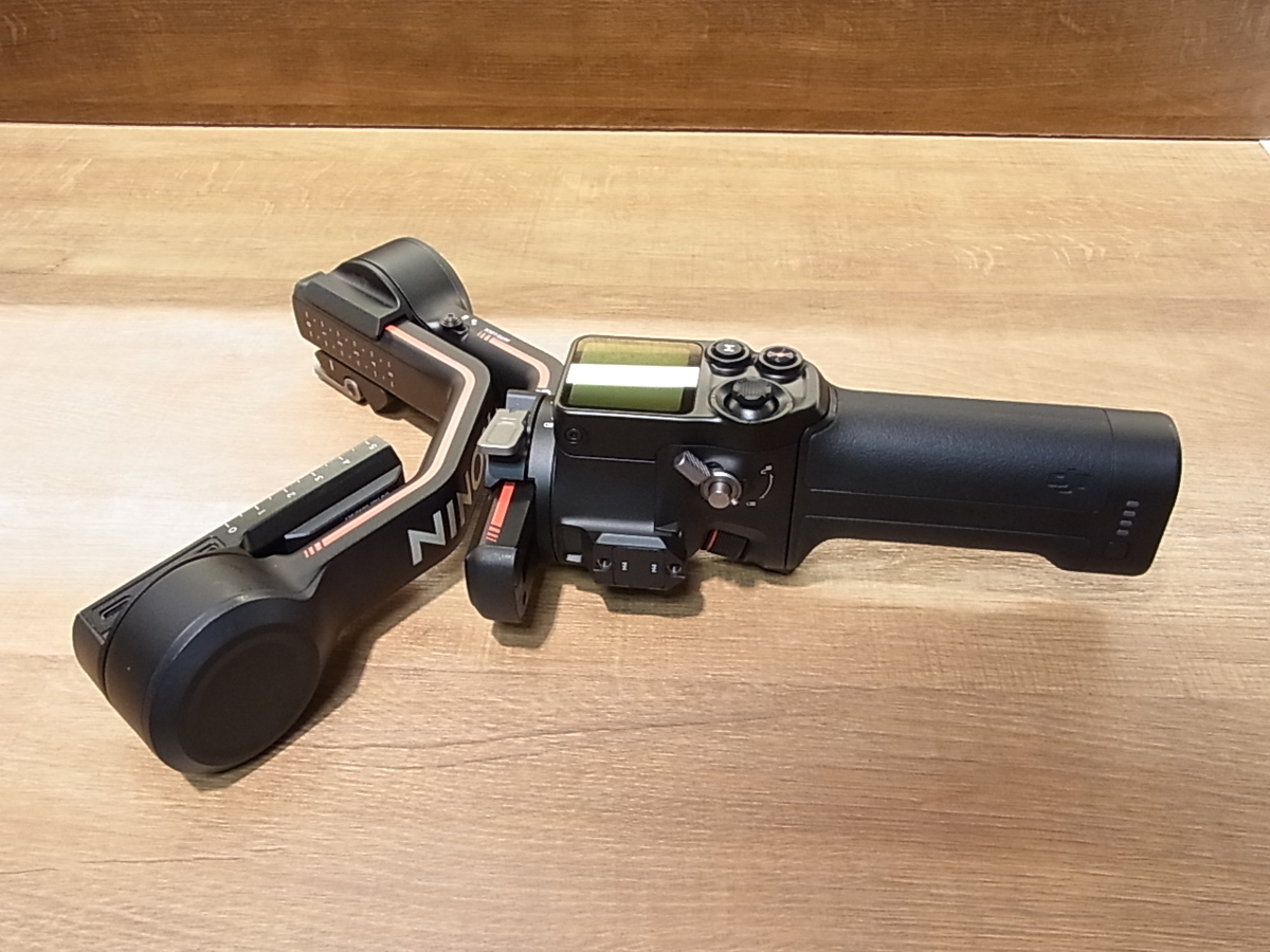 中古：AB(良品)】DJI RS3 Combo 一眼レフ・ミラーレス用スタビライザー 