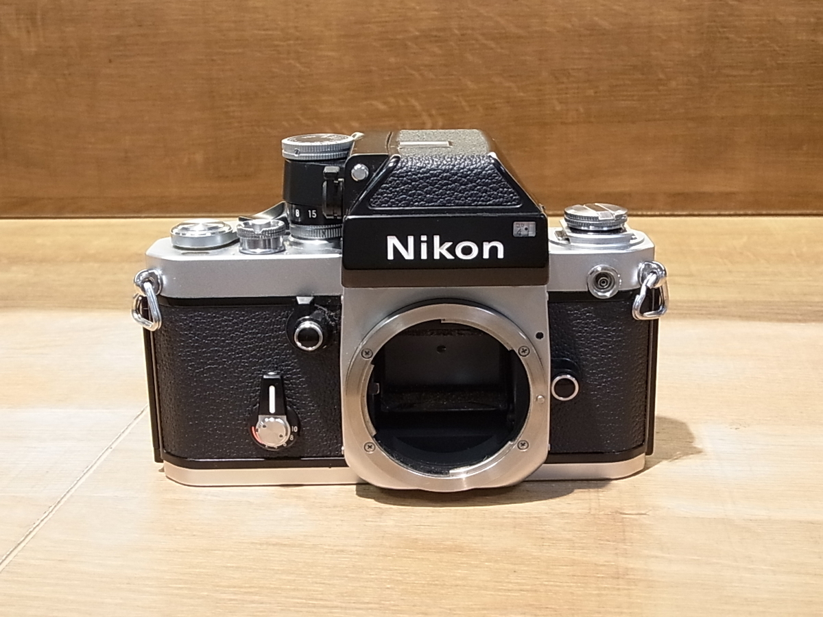【動作未確認】ニコン F2　シルバーボディ 中古：C(やや難あり)】ニコン F2 フォトミック ボディ シルバー