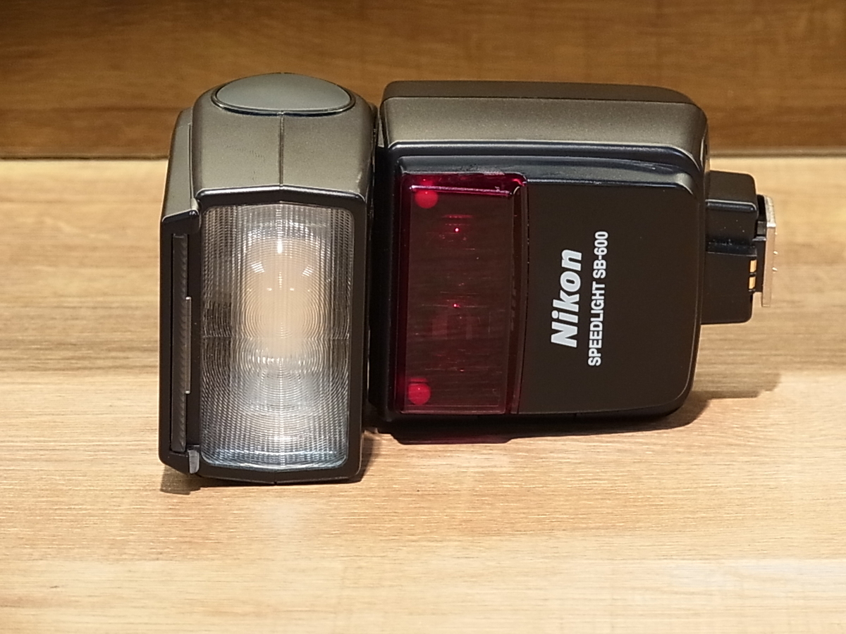 返品保証】 ニコン Nikon Speedlight SB-600 ケース付き フラッシュ