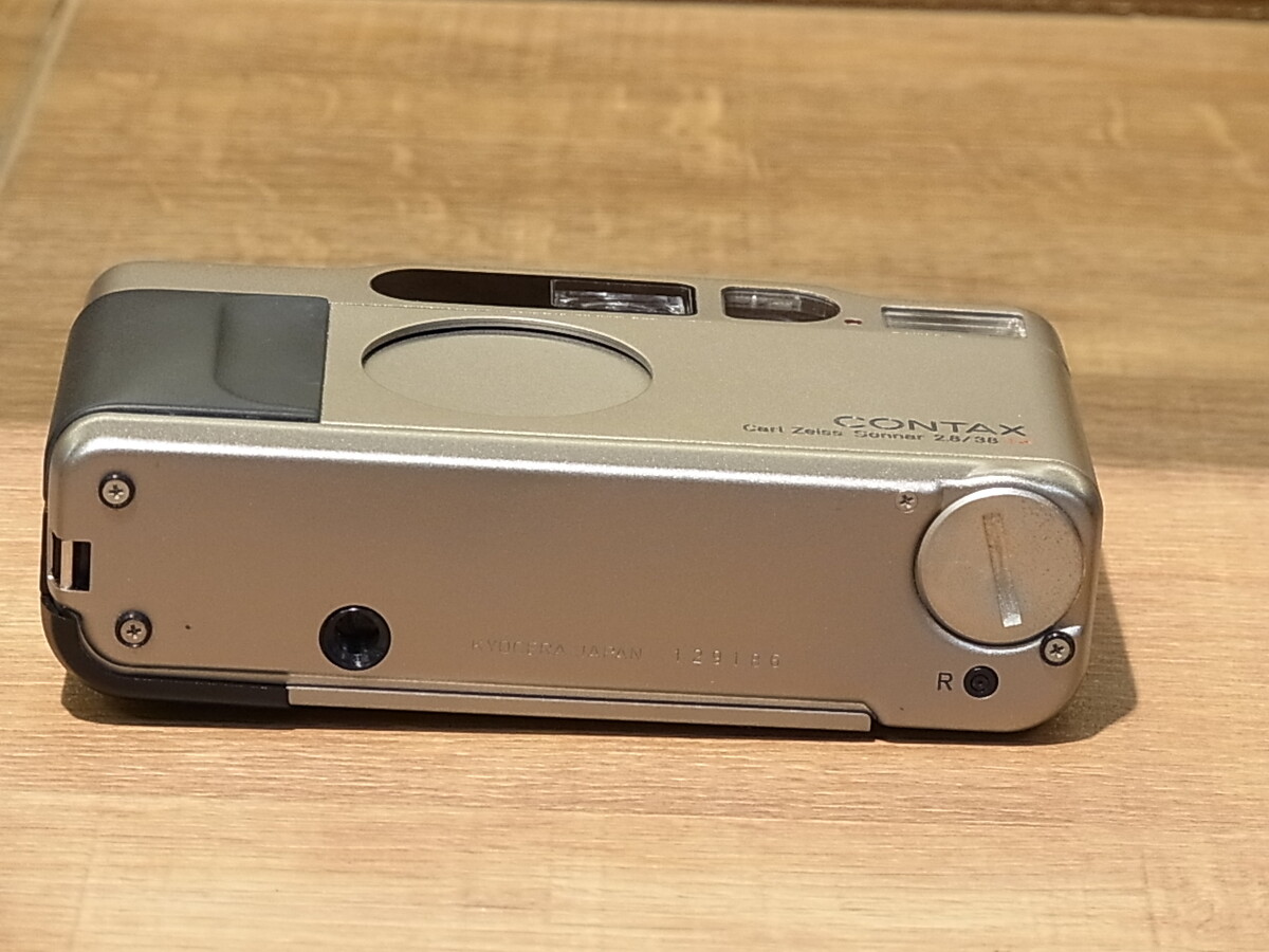 中古】コンタックス（CONTAX） コンタックス T2 チタンクローム