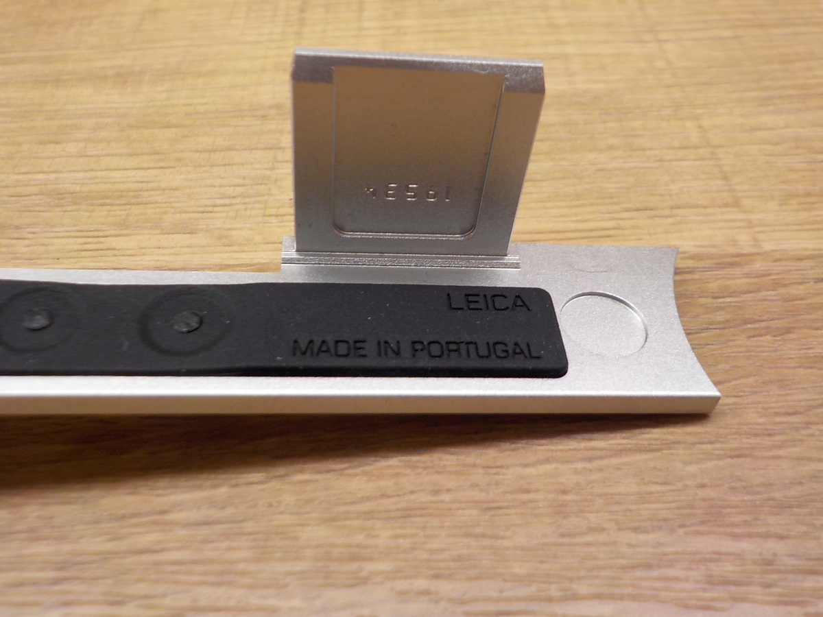 中古：A(美品)】ライカ Q3用サムレスト シルバー | 2445240032936