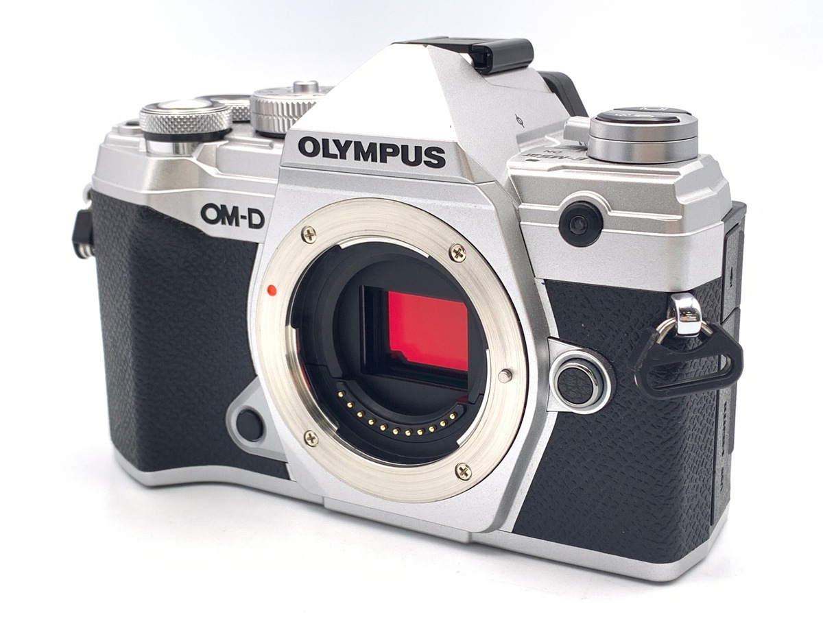 中古：B(並品)】オリンパス OM-D E-M5 MarkIII ボディ シルバー