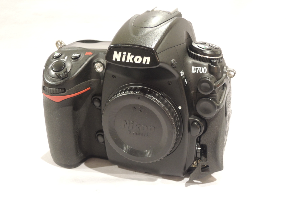 Nikon D3 デジタル一眼レフカメラ本体セットシャッター回数11000 Nikon D3 デジタル一眼レフカメラ 本体 Nikon D3 デジタル一眼レフ