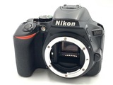 ■ 美品 ■ ニコン　Nikon D5600 ボディ ≪S数15883回≫ □ 美品 □ ニコン Nikon D5600 ボディ ≪S数15883回≫