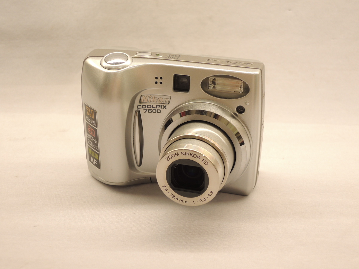 【美品】Nikon COOLPIX 7600 コンパクトデジタルカメラ Amazon | Nikon Coolpix 7600 7MP デジタルカメラ 光学ズーム3倍