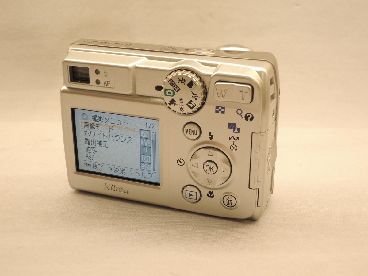 中古：B(並品)】ニコン（Nikon）COOLPIX 7600【710万画素