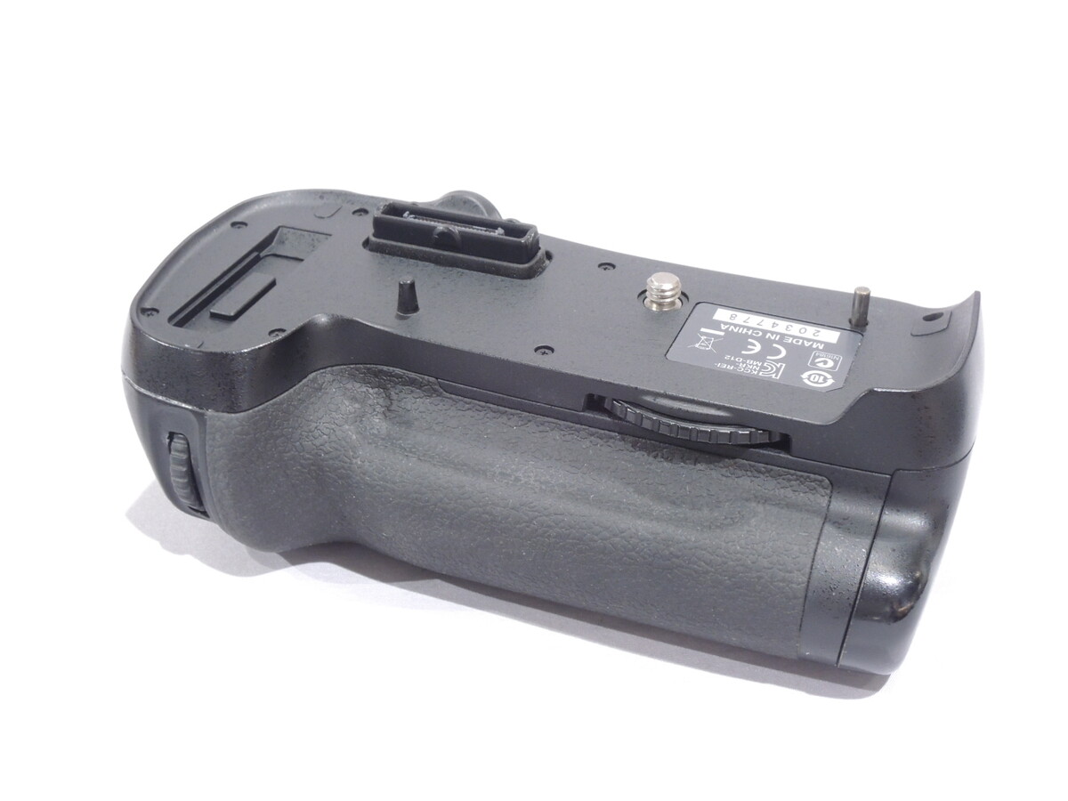 中古】ニコン マルチパワーバッテリーパック MB-D12 在庫一覧｜カメラ