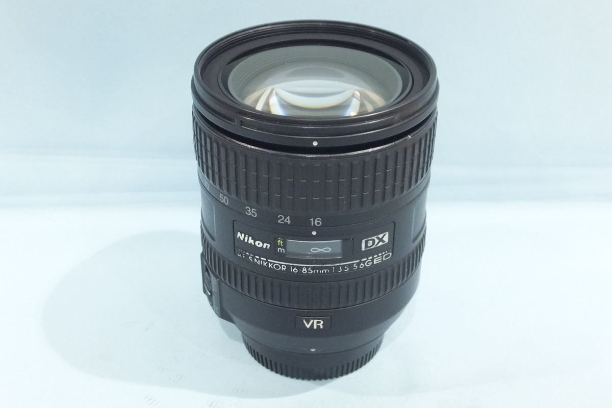 Nikon D5200 ＋ AF-S 16-85mm VR レンズ Amazon.com : Nikon AF-S DX NIKKOR 16-85mm f/3.5-5.6G ED