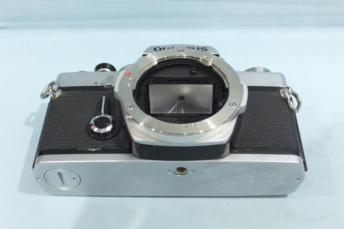 美品　OLYMPUS OM-1 シルバー ボディ Amazon | OLYMPUS ミラーレス一眼 OM-D M1 ボディ シルバー 防塵