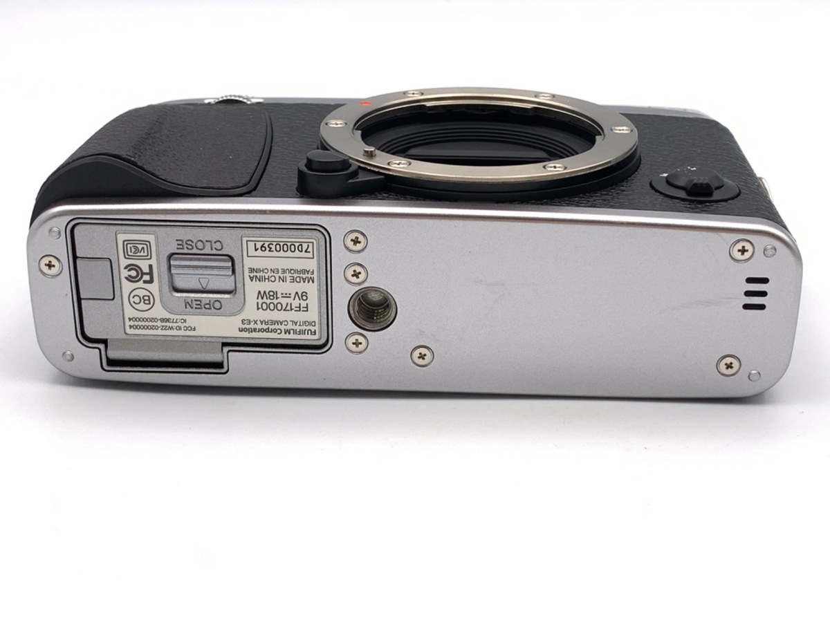 中古：B(並品)】フジフイルム X-E3 ボディ シルバー | 2445270035624