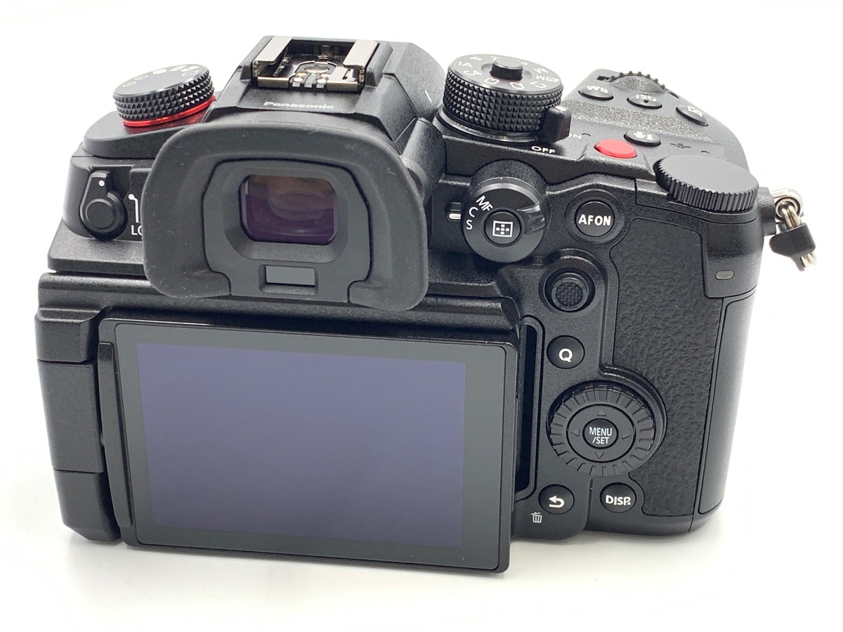 LUMIX DC-GH7 �{�f�B