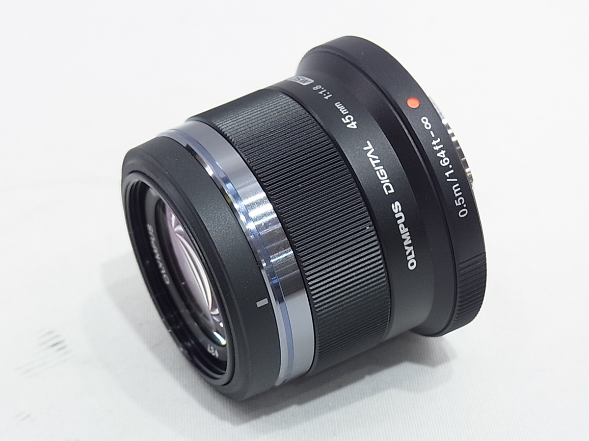 ■美品■オリンパス M.ZUIKO DIGITAL 45mm F1.8 ブラック Olympus M.Zuiko Digital 45mm f/1.8 Lens (Black) V311030BU000 B&H
