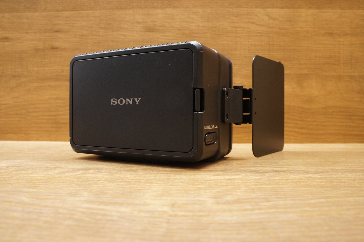 【中古】SONY ビデオライト HVL-HL1 中古：B(並品)】ソニー バッテリービデオIRライト HVL-LEIR1