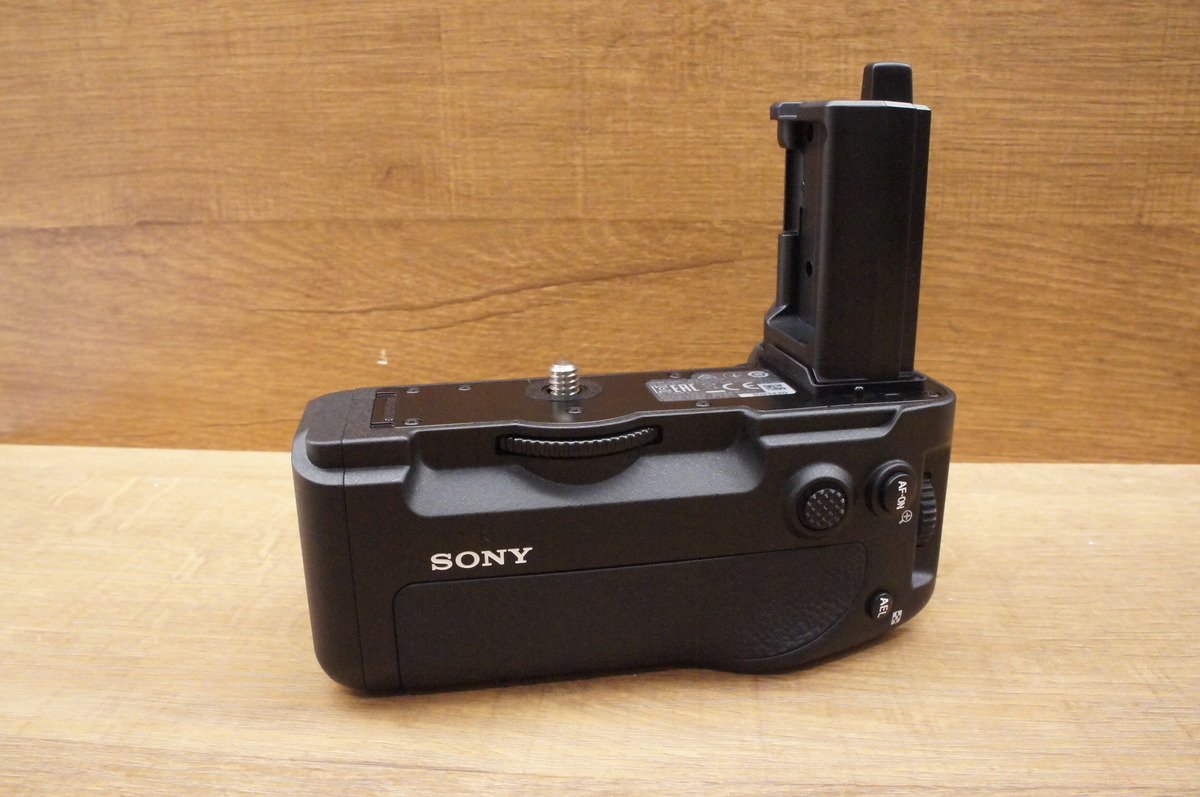 中古：A(美品)】ソニー 縦位置グリップ VG-C4EM | 2445310086111