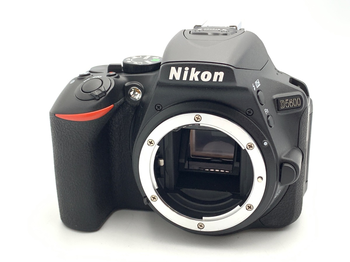 Nikon D5600 デジタル一眼レフカメラ 中古品 綺麗！ ニコン 中古 1年保証 美品 Nikon D5600 ダブルズームキット