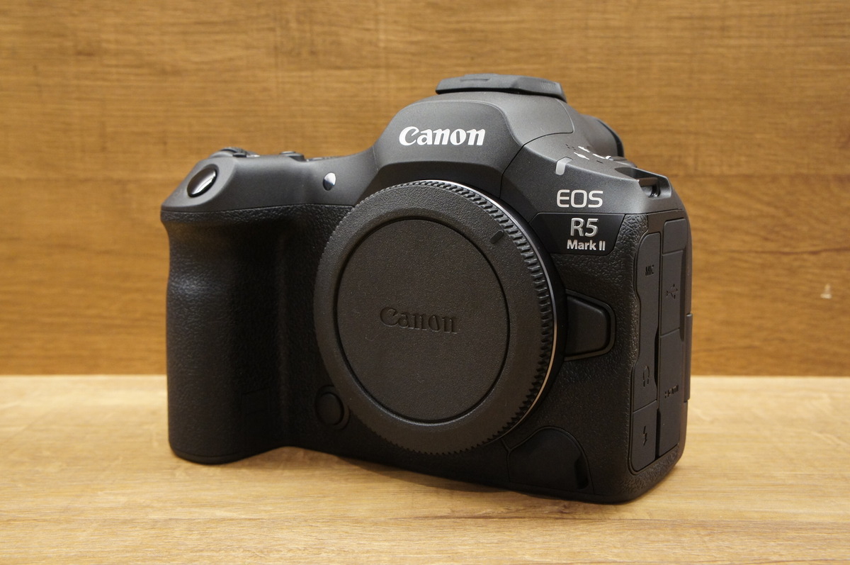 EOS R5 Mark II ボディ 中古価格比較 - 価格.com
