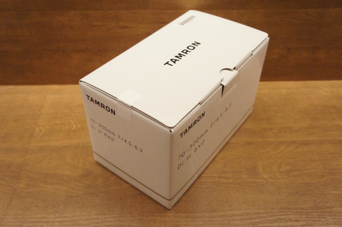 �^������ 70-300mm F4.5-6.3 Di III RXD �\�j�[E�}�E���g�p�iModel A047�j