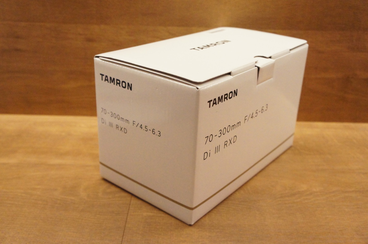 �^������ 70-300mm F4.5-6.3 Di III RXD �\�j�[E�}�E���g�p�iModel A047�j
