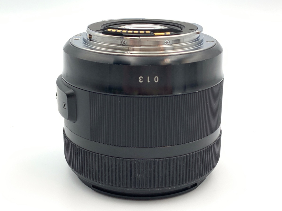 �V�O�} 30mm F1.4 DC HSM �L���m��EF-S�p
