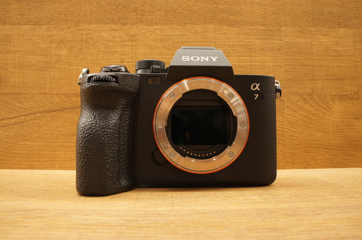 中古：B(並品)】ミラーレス一眼レフカメラ 各種 (海外モデル