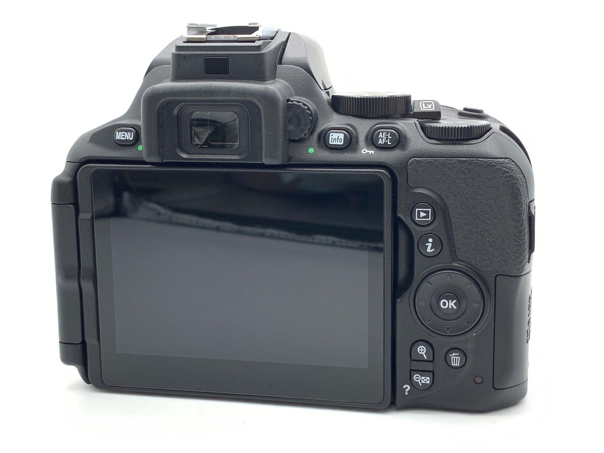 �j�R�� D5600 �{�f�B