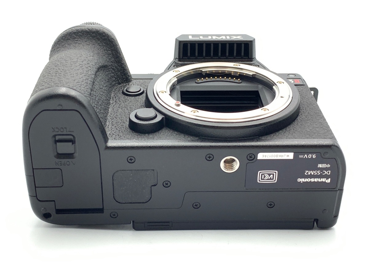 LUMIX DC-S5M2 �{�f�B