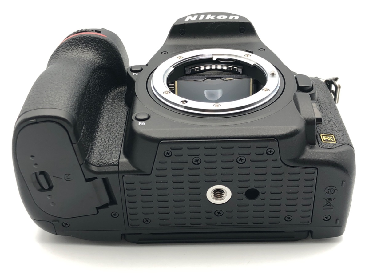 D780 ボディ【2450万画素】
