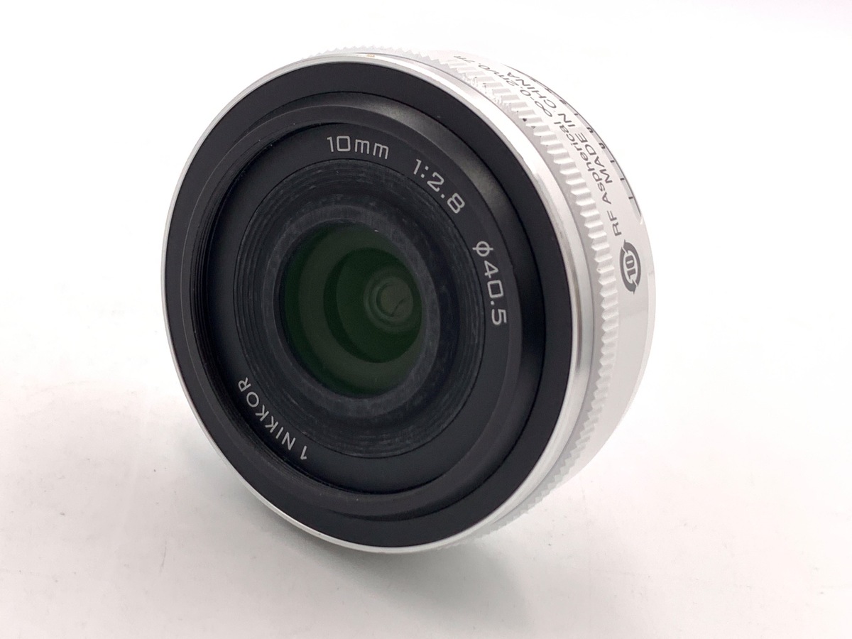 1 NIKKOR 10/2.8 ホワイト