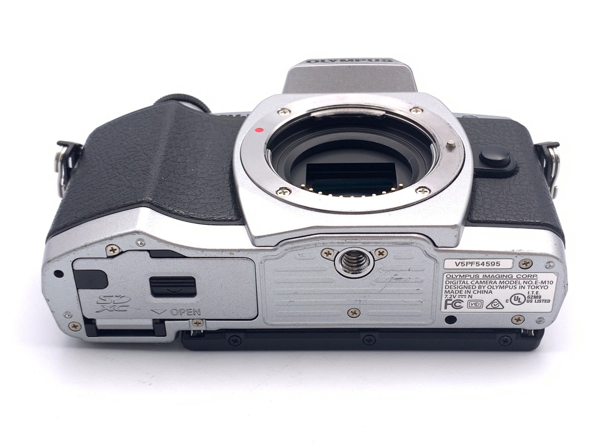 オリンパス OM-D E-M10 ボディ シルバー