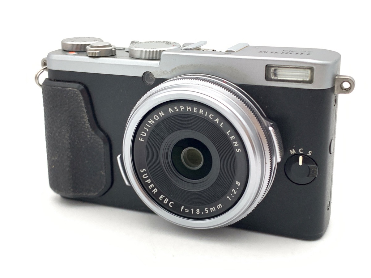 沼*。様 名機【美品】FUJIFILM X70 本体　元箱付き 中古：B(並品)】フジフイルム X70 シルバー | 2445430043841