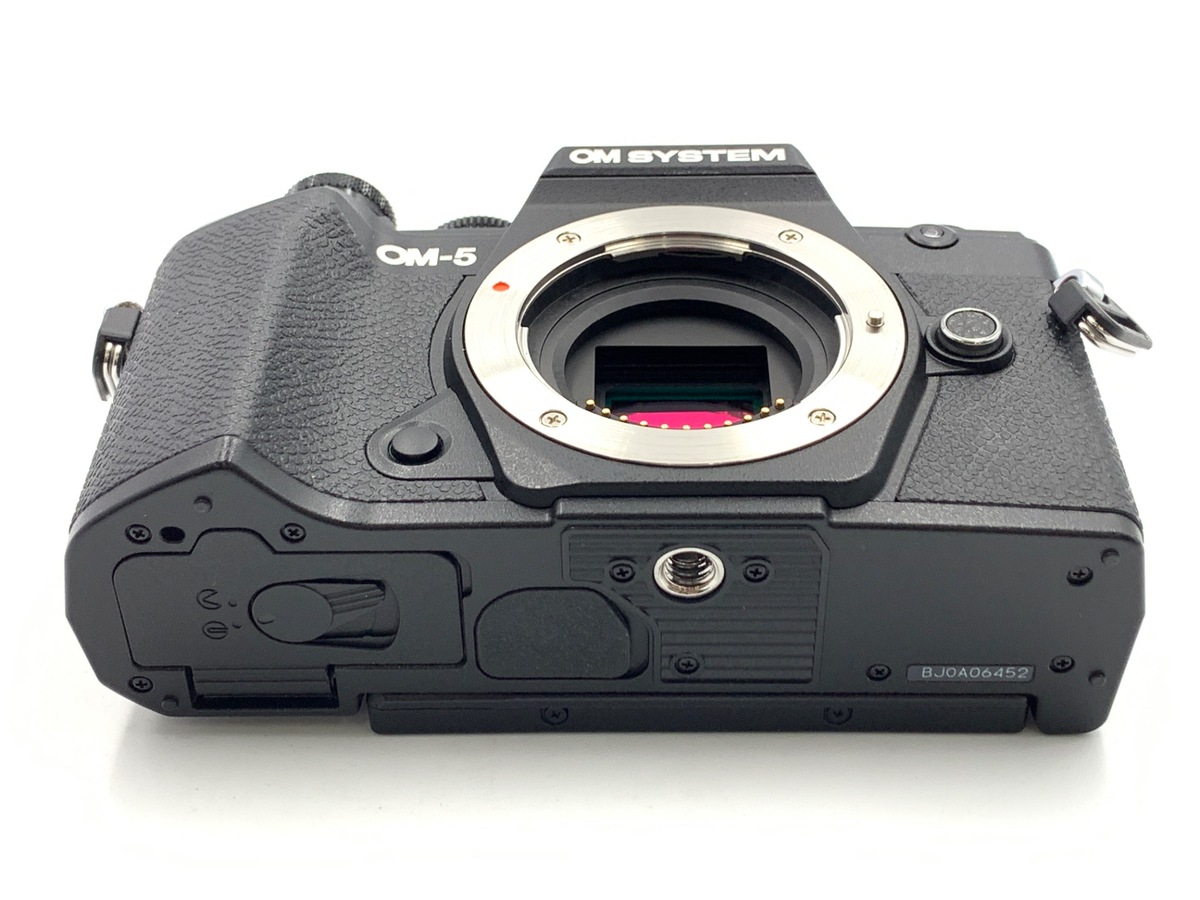 OM SYSTEM OM-5 美品 OMデジタルソリューションズ OM SYSTEM OM-5 ボディ 価格比較