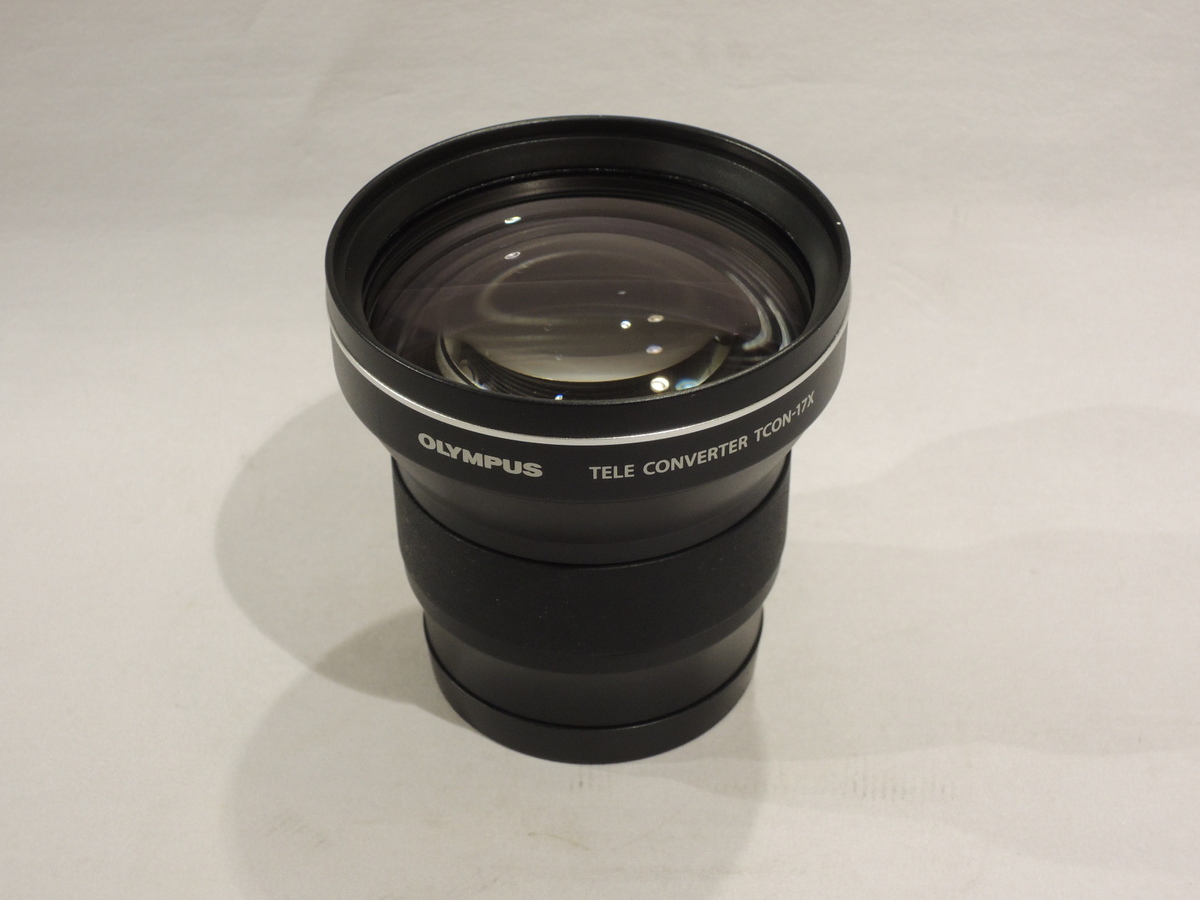 【中古】（非常に良い）OLYMPUS テレコンバージョンレンズ 1.7倍 デジタルカメラ用 TCON-17X OM SYSTEM/オリンパス TCON-17X 1.7倍 テレコンバージョンレンズ