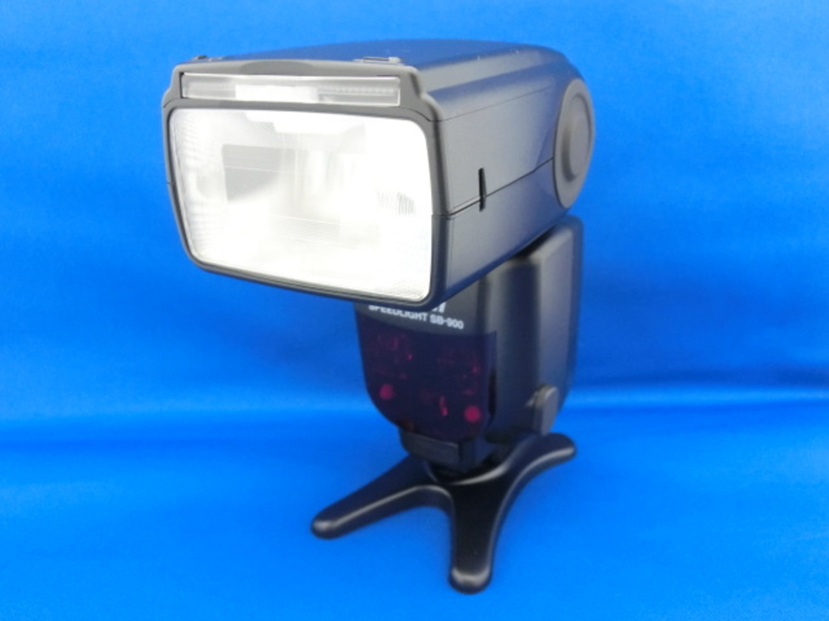 SB-900 スピードライト