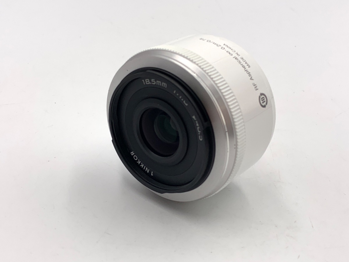 �j�R�� 1 NIKKOR 18.5/1.8 �z���C�g