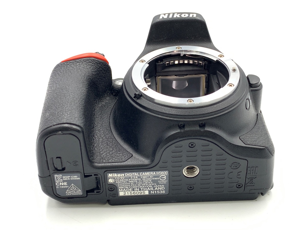 D5600 ボディ【2416万画素】