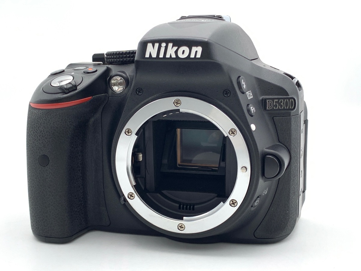 �j�R�� D5300 �{�f�B �u���b�N