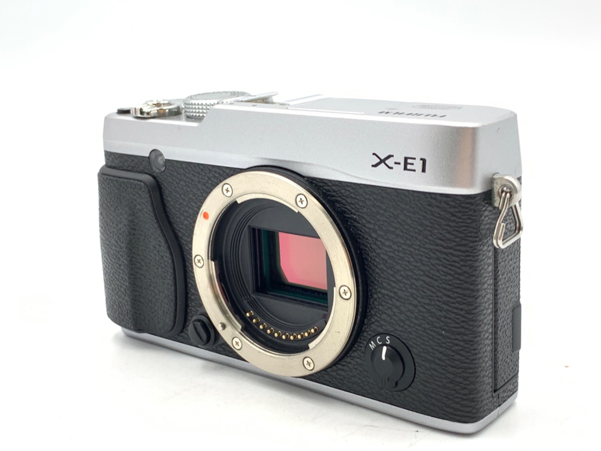 富士フイルム　X-E1 シルバー FUJIFILM X-E1 シルバーの出品 | ONE SCENE（ワンシーン）