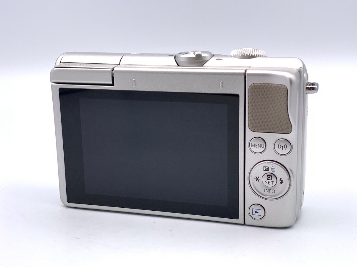 �L���m�� EOS M100 �{�f�B �O���[
