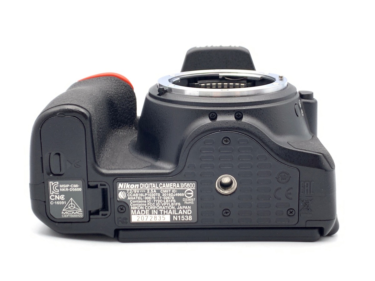 D5600 ボディ【2416万画素】