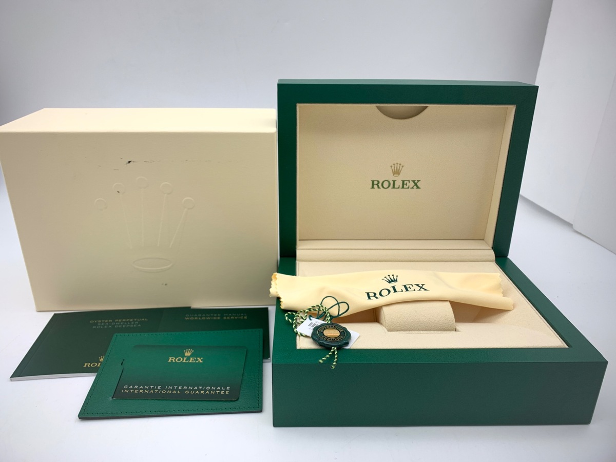ロレックス(ROLEX) シードゥエラー ブラック 126660 ステンレススティール
