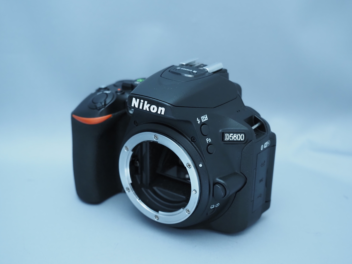 Nikon D5600 ボディ 美品 Amazon | Nikon デジタル一眼レフカメラ D5600 ボディー