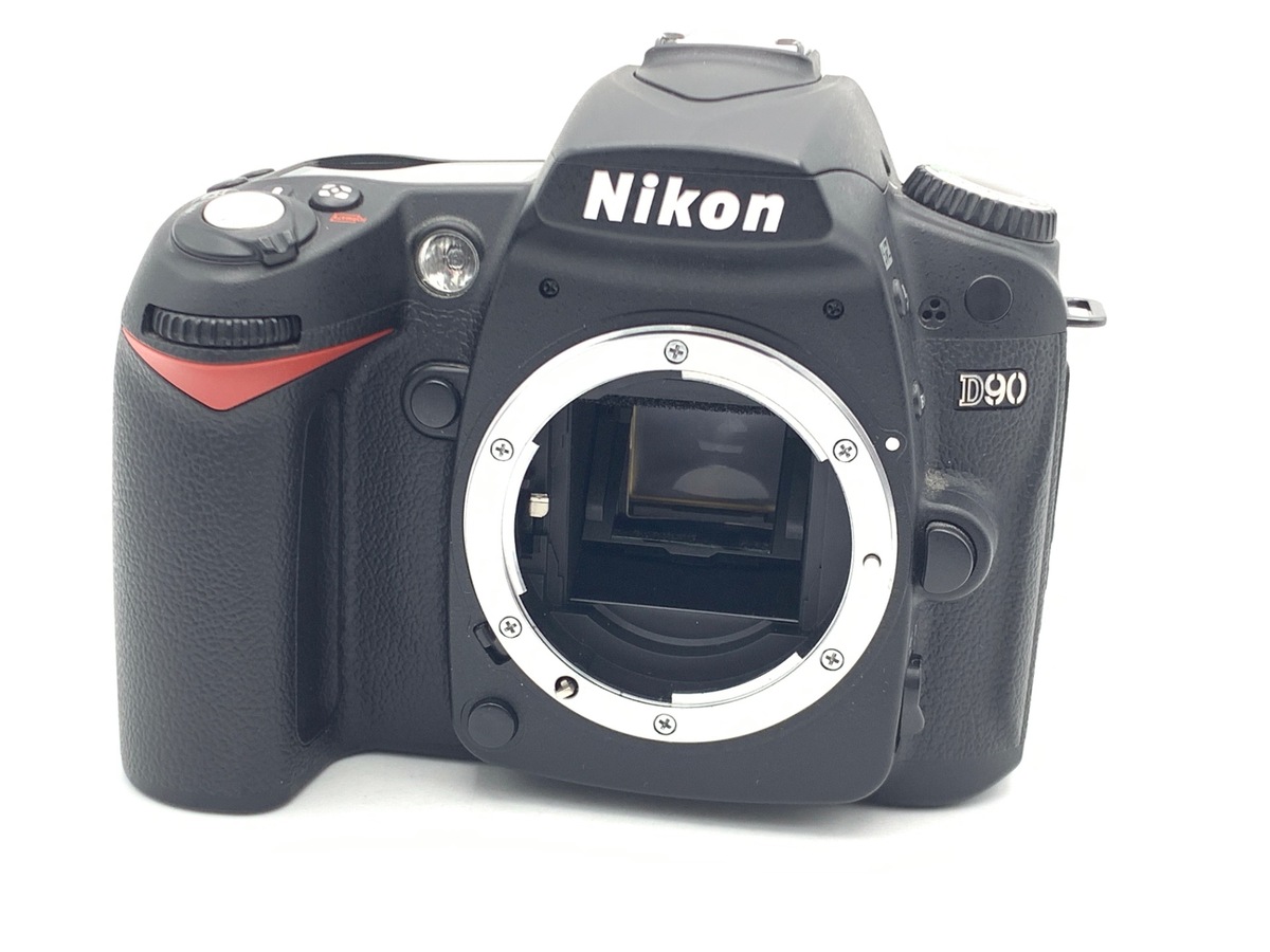 ニコン D90 ボディ ショット数2137枚 !! 元箱付属品完備 ニコン D90 ボディ ショット数2137枚 !! 元箱付属品完備 D90 ボディ 中古